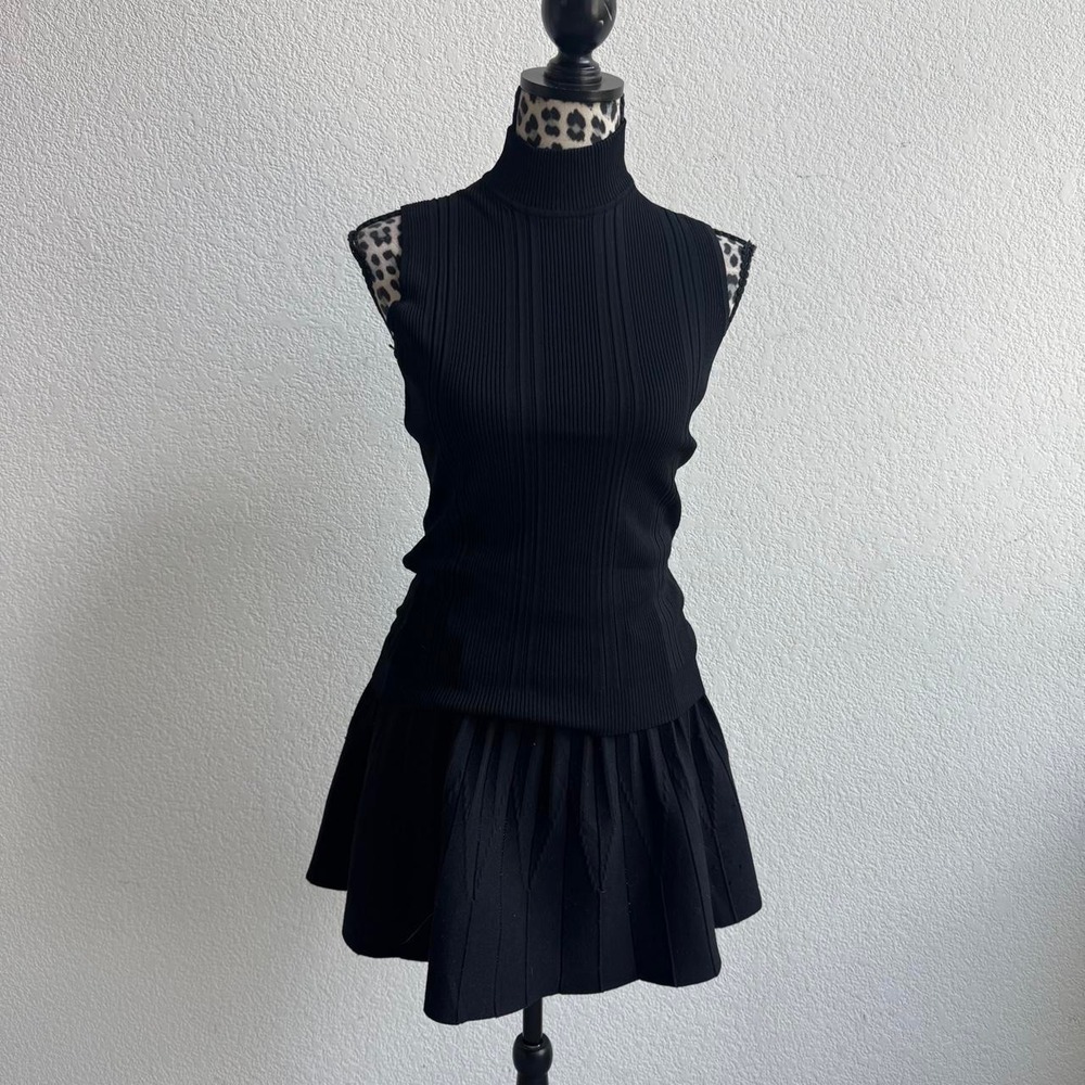 Y2K Dressbarn black ribbed knit turtleneck top